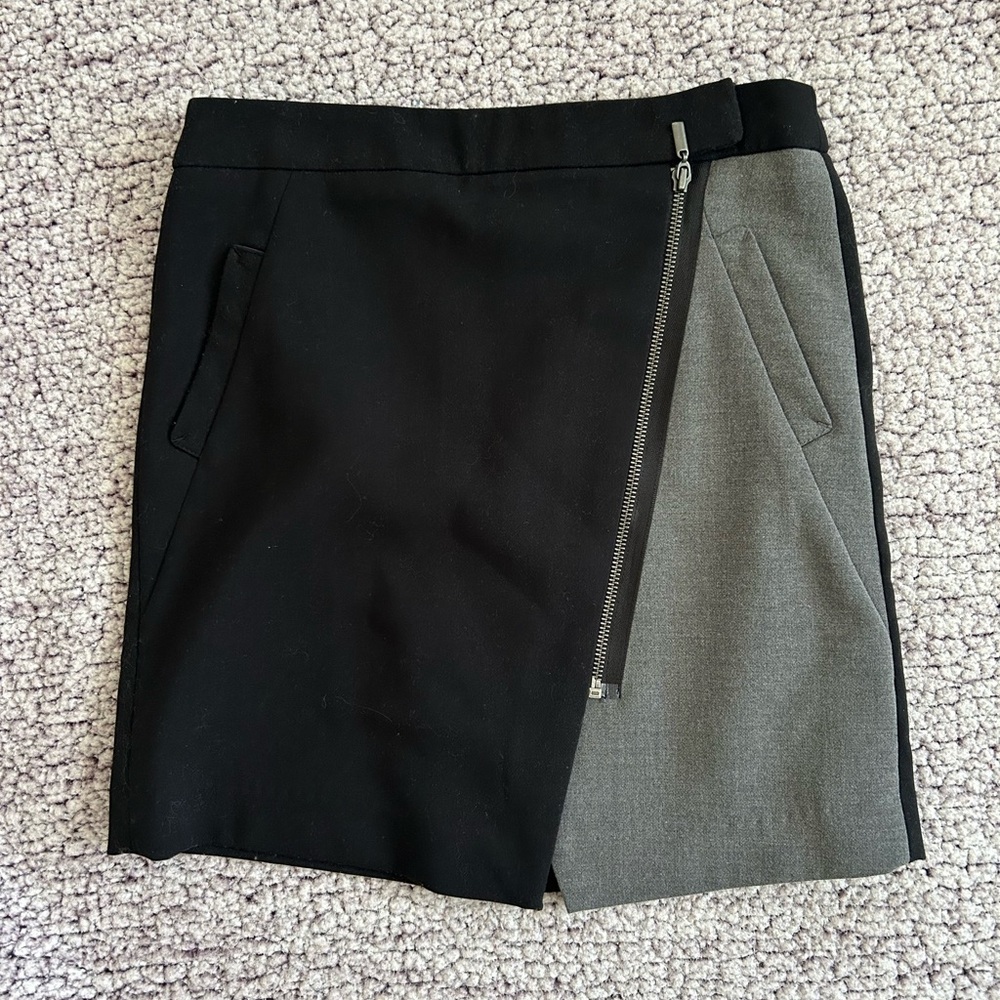 RW&CO. Black and Gray Zipper lined Mini Skirt